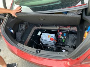 THAY ẮC QUY VARTA CHO XE MERC C300