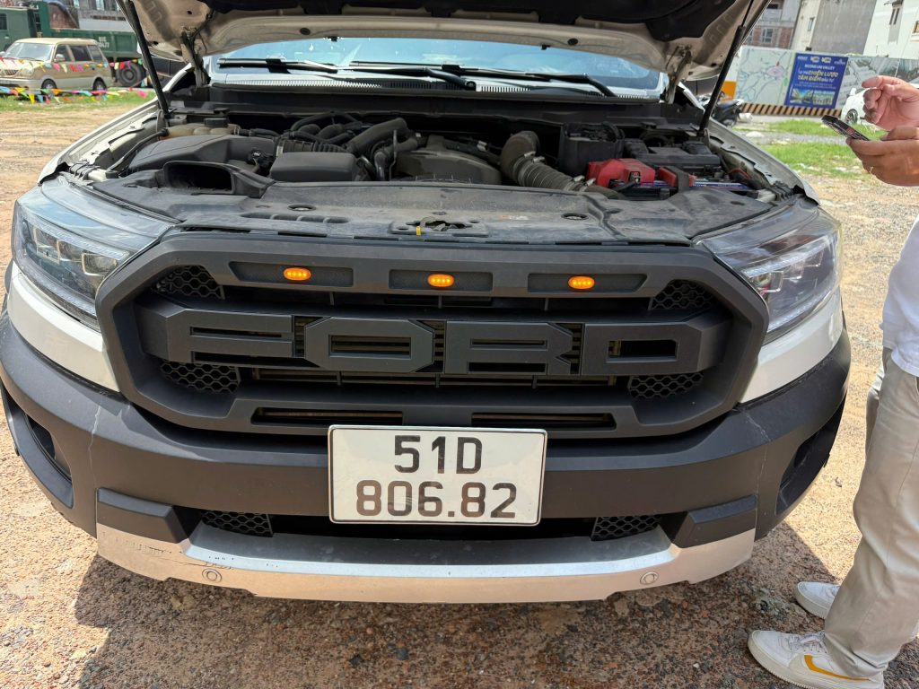 Thay Ắc Quy Cho Xe Ford Everest & Ford Ranger