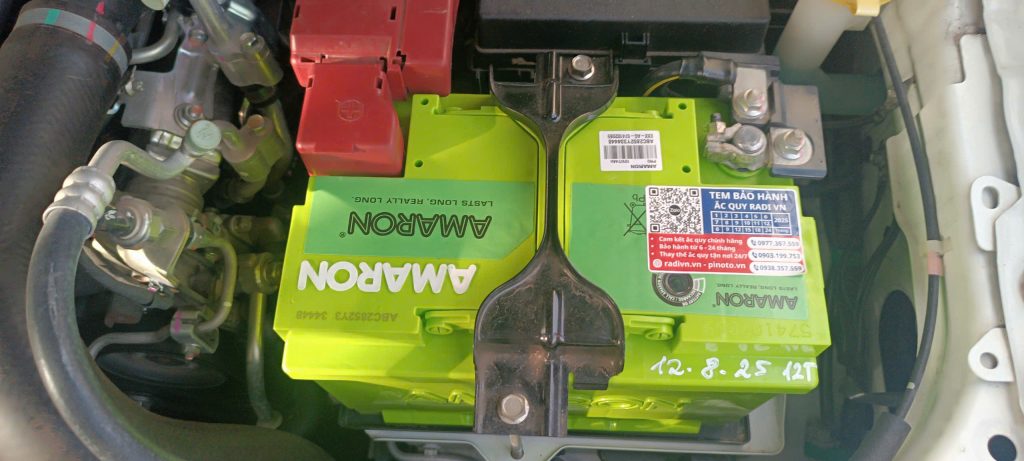 thay amaron cho xe ô tô