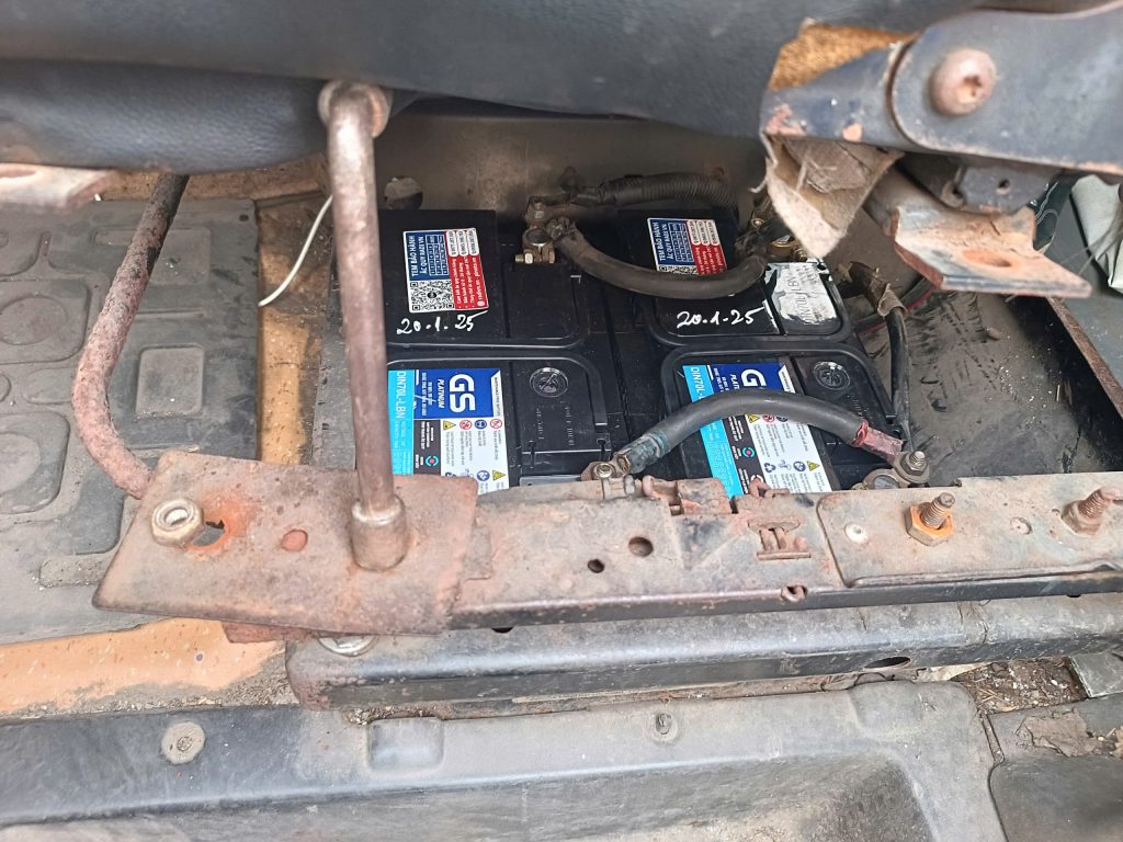 🔋 Ắc Quy Xe Ford Transit – Thông Số & Lựa Chọn Thay Thế Phù Hợp